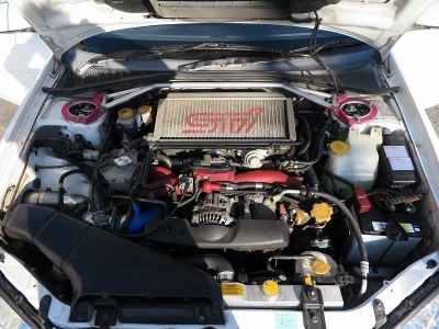 メーカーカタログ引用エンジン型式	EJ20出力	280ps(206kW)/6400rpmトルク42.0kg・m(412N・m)/4400rpm種類	水平対向4気筒DOHC16バルブターボ